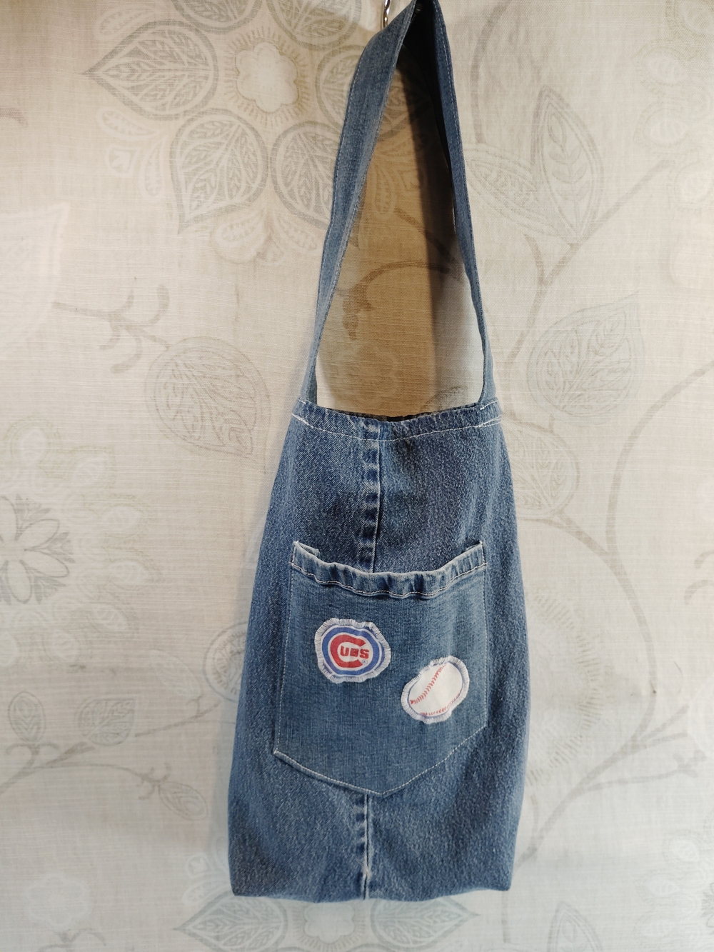 Chicago Cubs Casual Denim Shoulder Bag in Blue with Sport Patch Accents